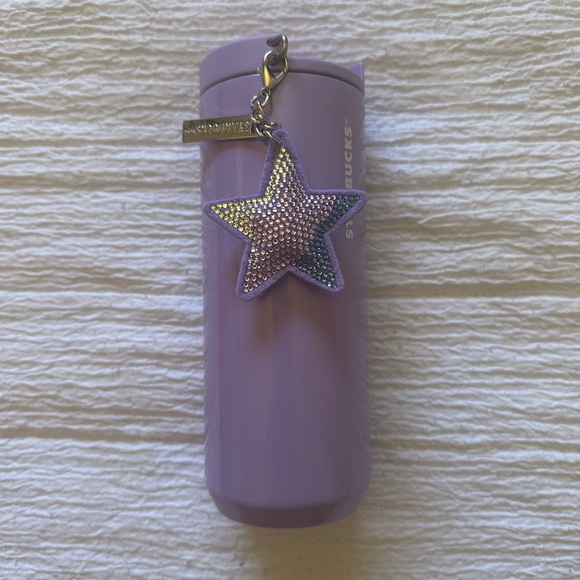 Brand new 2023 limited edition Starbucks lilac starfish cup - Picture 1 of 4